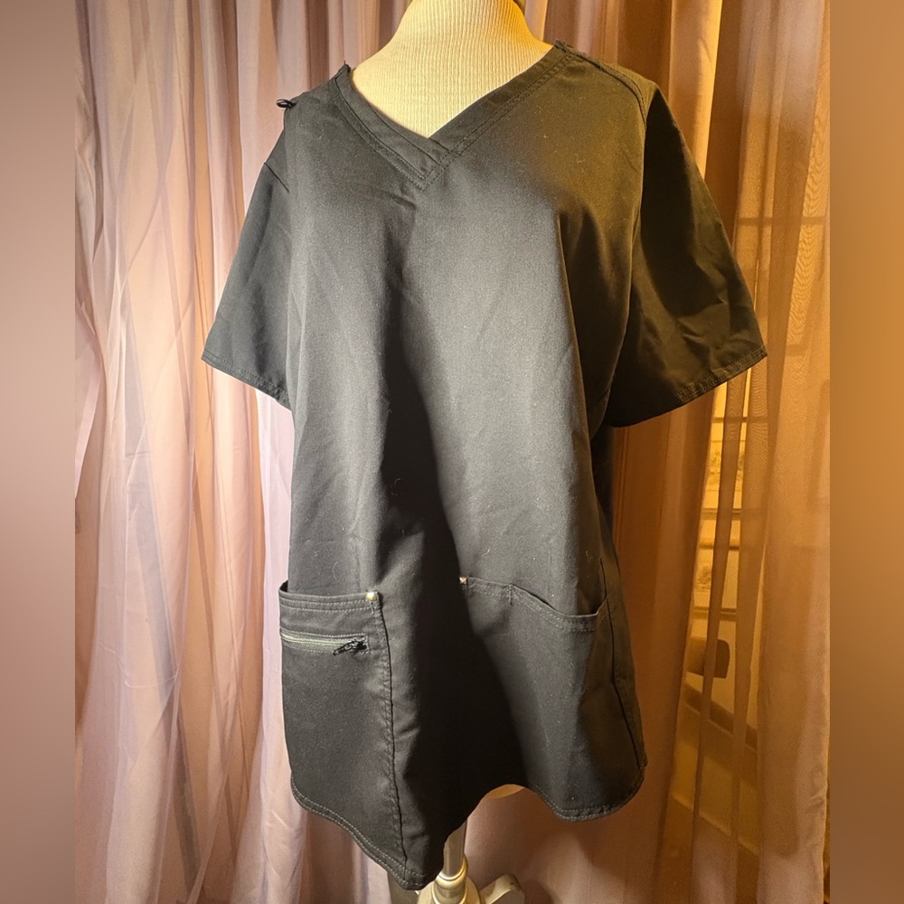 Scrubstar Ultimate Black Scrub Top – XL